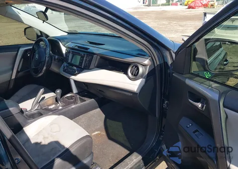 2018 Toyota Rav4 Xle из США, поврежденный, VIN JTMWFREV6JJ166861